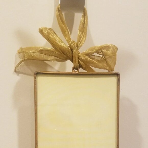 Lovely Little Angel with Roses in Wicker Backet Hanging Framed Picture - Picture 6 of 8